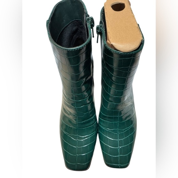 INC Dasha Crocodile Booties 5 M - Picture 7 of 8